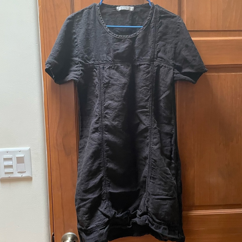 Aly Wear Black Linen Dress